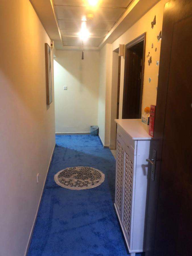 Kaya Hostel Dubai Exterior photo